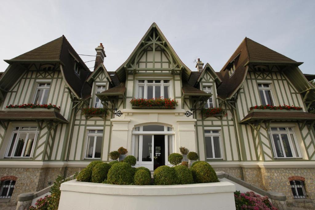 Manoir De Benerville Deauville Exterior foto