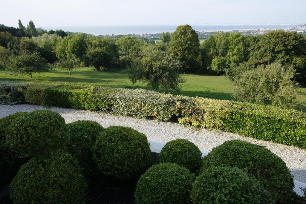 Manoir De Benerville Deauville Exterior foto