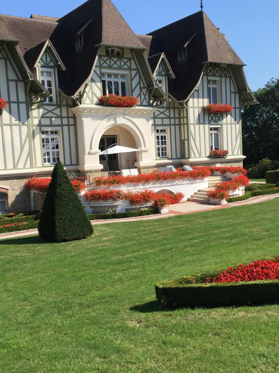 Manoir De Benerville Deauville Exterior foto